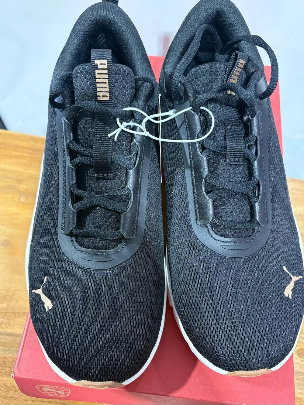 Puma Black and Rose Gold Focus Lite Sneaker Womens 8.5